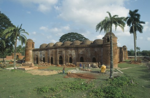 BANGLADESH, Khulna, Bagerhat, Ancient mosque built from bricks and terracotta with construction