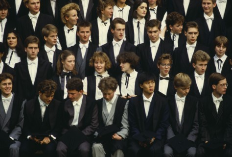 ENGLAND, Oxfordshire, Oxford University, First year students at University College pose for a