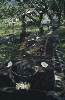 PACIFIC ISLANDS, Polynesia, French Polynesia, Marquesas.  Hiva Oa.  Grave of the painter Paul