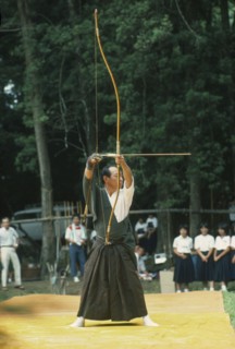 JAPAN, Kyushu, Festivals, Archery or Kyudo at Kaseda Samurai Festival.