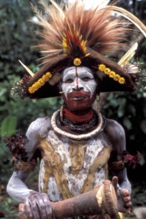 PAPUA NEW GUINEA, Tari, Huli Wigmen tribesman