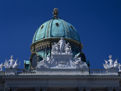AUSTRIA, Vienna, Hofburg Royal Palace. St Michael Gate green dome seen from Michaeler Platz