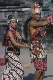INDONESIA, Java, Couple in elaborate costume performing Ramayana dance.