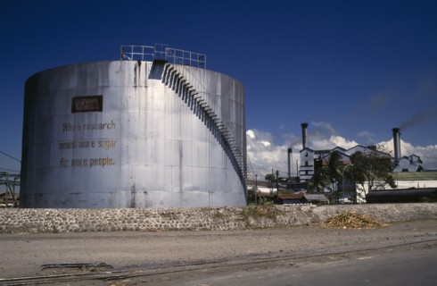 PHILIPPINES, Visayas Islands, Negros, Large sugar cane processing plant of the Victorias Milling Co