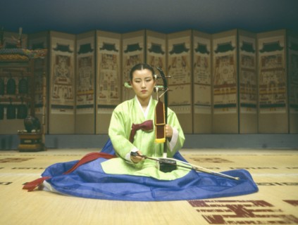 SOUTH KOREA, Seoul, Female musician at the Institute of Classical Music and Drama playing string