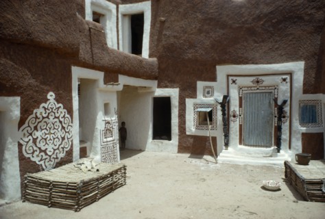 MAURITANIA, Oualata, "Traditional mud architecture decorated with bas relief motifs of applied