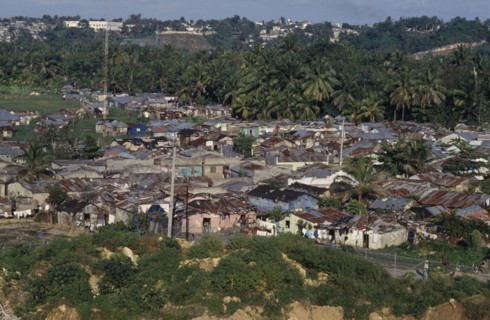 DOMINICAN REPUBLIC, Santo Domingo, Guachupitu slum.