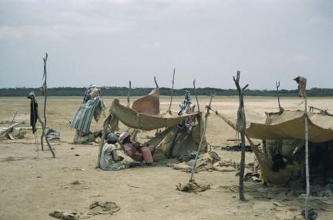 COLOMBIA, Guajira Peninsula, Guajiro / Wayuu Tribe, Portete a coastal desert settlement.  Wayuu