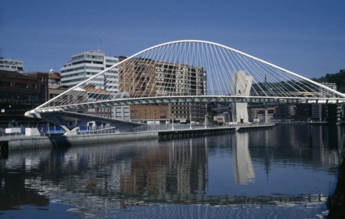 SPAIN, Basque Country, Bilbao, Campo Volantin footbridge over the River Nevion near the Guggenheim