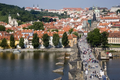 CZECH REPUBLIC, Bohemia, Prague, The Charles Bridge across the Vtlava River to the Little Quarter