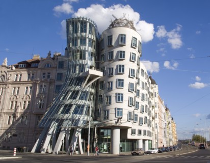 CZECH REPUBLIC, Bohemia, Prague, The Rasin building in the New Town by architects Frank O.Gehry and