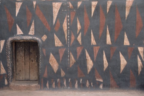 GHANA, North, Architecture, "Traditional mud architecture.  Walls painted with broken calabash