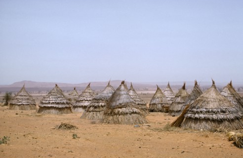 NIGER, Architecture, Tuareg village between Reita and Tamaske