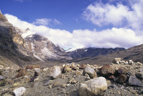 COLOMBIA, Cordillera , Boyaca, "Sierra Nevada de Cocuy, Mountain landscape with rocks in the