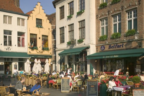 BELGIUM, West Flanders, Bruges, "Restaurants and cafes in Eiermarkt near the Markt, Square."