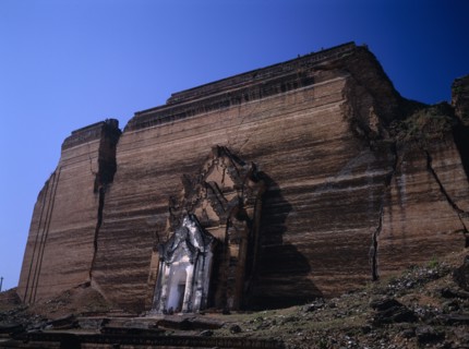 MYANMAR, Mingun, Mingun Paya exterior facade of unfinished pagoda begun in 1790 which suffered