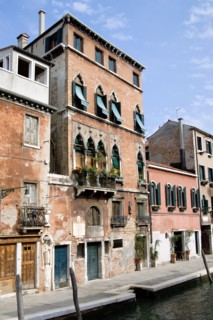 ITALY, Veneto, Venice, Tintoretto's house beside a canal in the Cannaregio district on Fondamente