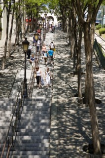 FRANCE, Ile de France, Paris, Montmartre People on the steps of Rue Foyatier leading up to the