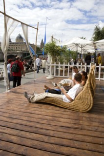 FRANCE, Ile de France, Paris, "The Paris Plage urban beach. People strolling between the River