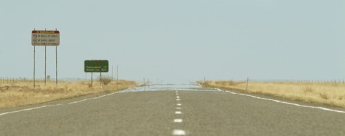 AUSTRALIA, Queensland, Nowhere, The Queensland NT Border in the Mirage Haze