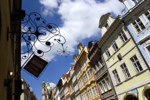 CZECH REPUBLIC, Bohemia, Prague, The Little Quarter Renaissance and Baroque buildings in Bridge