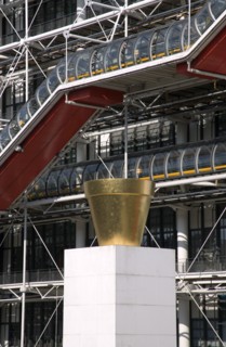 FRANCE, Ile de France, Paris, The gilded sculpture Le Pot Dore by Jean-Pierre Raynaud in the Place