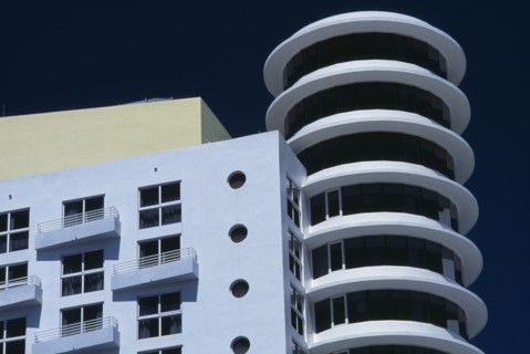 USA, Florida, Miami, South Beach. Old meets new; Art Deco and modern architecture dominate the