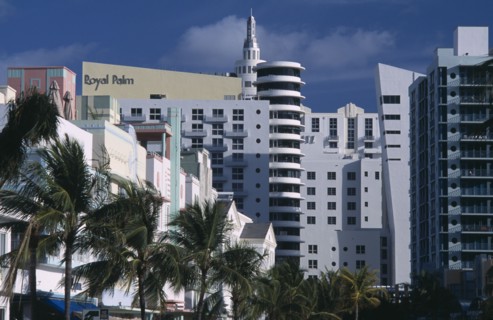 USA, Florida, Miami, South Beach. Old meets new; Art Deco and modern architecture dominate the