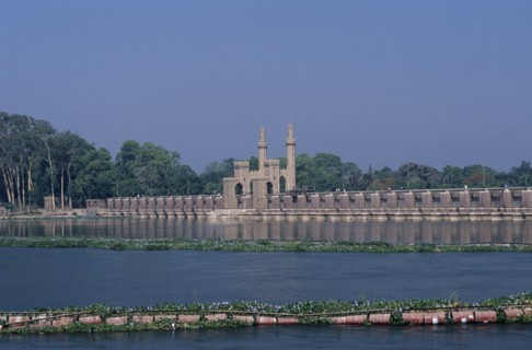 EGYPT, Cairo Area, Qanater, River Nile Barrage with Water Hyacinth growing across the water