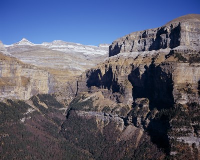 SPAIN, Aragon, Valle de Ordesa, "Circo de Cotatuero.  Sheer, eroded cliff showing grey, cream and