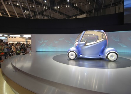 JAPAN, Honshu, Chiba, "2007 Tokyo Car Show, crowd viewing the Nissan concept car Pivo 2"