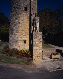FRANCE, Midi-Pyrenees, Haute-Garonne, Avignonet-de-Lauragais.  Statue of Crusader of Avignonet set