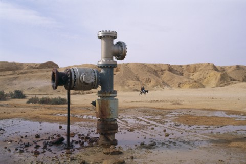 TUNISIA, Sidi Bouhlel, Hot water artesian well.