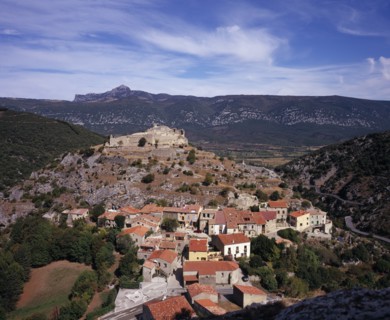 FRANCE, Languedoc-Roussillon, Aude, Fenouillet.  View from Chateau Sabarda over streets and red