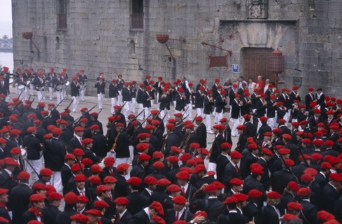 SPAIN, Pais Vasco, Hondarribia, Annual festival celebrating the defeat of the French during a siege