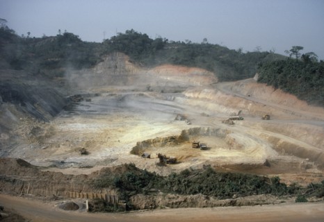 GHANA, Obuasi, Open cast mining in the Ashante Goldfields.