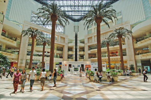 SINGAPORE, CIVIC DISTRICT , Raffles City, "INTERIOR VIEW OF THE RAFFLES CITY SHOPPING MALL .Raffles