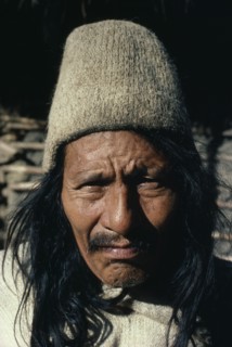 COLOMBIA, Sierra Nevada de Santa Marta, Ika, Portrait of Ika man wearing traditional fique cactus