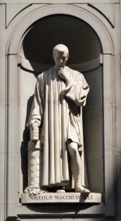 ITALY, Tuscany, Florence, Statue of the politician and writer Niccolo Machiavelli in the Vasari