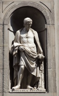 ITALY, Tuscany, Florence, Statue of architect and sculptor Nicola Pisano in the Vasari Corridor