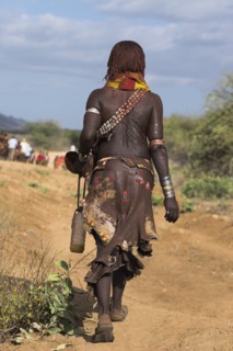ETHIOPIA, Lower Omo Valley, Turmi, "Hamer Jumping of the Bulls initiation ceremony, Hamer woman
