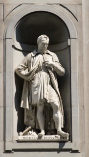 ITALY, Tuscany, Florence, Statue of the artist Michelangelo Buonarroti in the Vasari Corridor