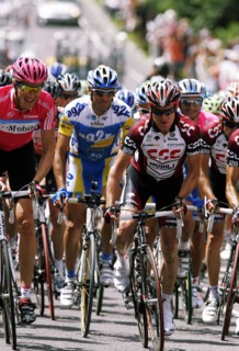 SPORT, Cycling, Road, "Tour de France Kent stage 2007, leading pack of riders."