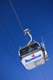 20091046 View cable car againts bright blue sky. American Automobile Automotive Cars Motorcar North America United States America  Dominant BlueTRAVEL BrochureTravelTransportRegion - North America...