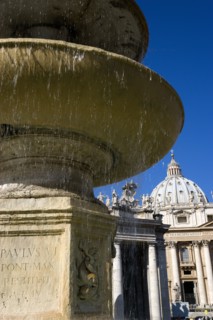 ITALY, Lazio, Rome, Vatican City The Basilica of St Peter and the square or Piazza San Pietro with