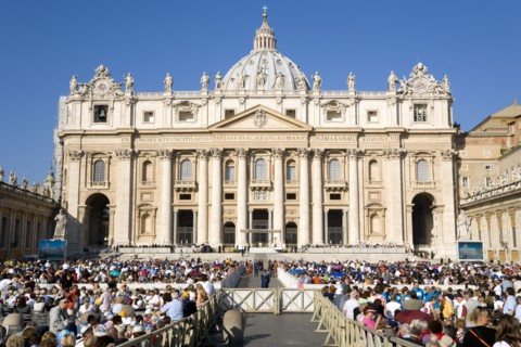 ITALY, Lazio, Rome, Vatican City Pilgrims seated in St Peter's Square for the wednesday Papal
