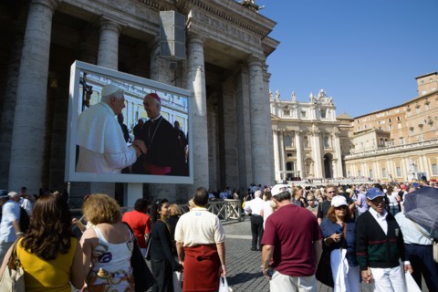ITALY, Lazio, Rome, Vatican City Pilgrims in St Peter's Square for the wednesday Papal Audience in