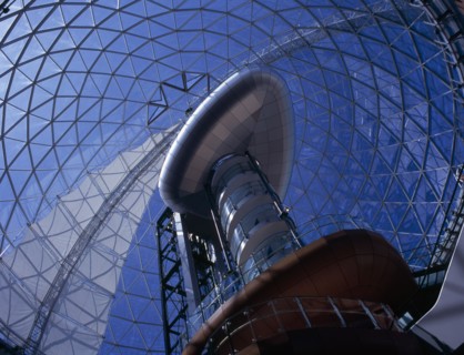 IRELAND, North, Belfast, "Victoria Square shopping centre, interior looking up through glass domed