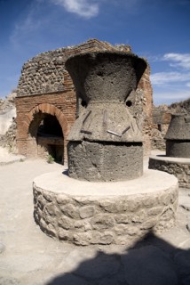 20093688 ITALY Campania Pompeii Bakery of Modestus