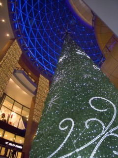 IRELAND, North, Belfast, Victoria Square shopping centre decorated for Christmas.